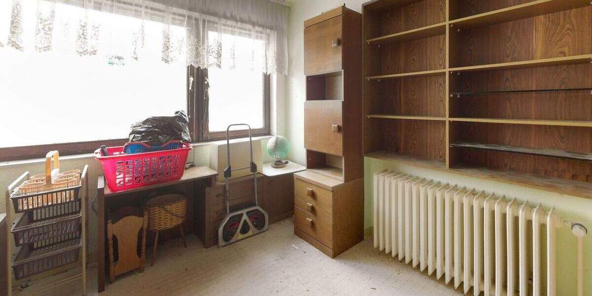 Mehrfamilienhaus, Wohnhaus Zarpen - 8 Zimmer, 164 m&sup2;, 260.000&euro; | Angebot:24974630