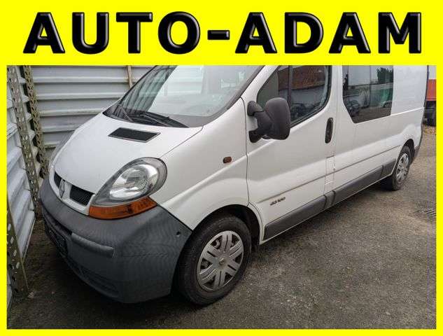 Renault Trafic 215.049 km 4.650 &euro; Lübeck 23556