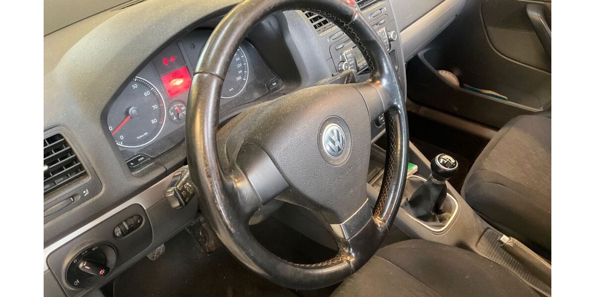 VW Golf 122.400 km 4.950 &euro; Lübeck 23568