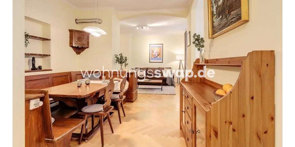 Etagenwohnung Lübeck Innenstadt - 2 Zimmer, 85 m&sup2;, 500&euro; | Angebot:25928692