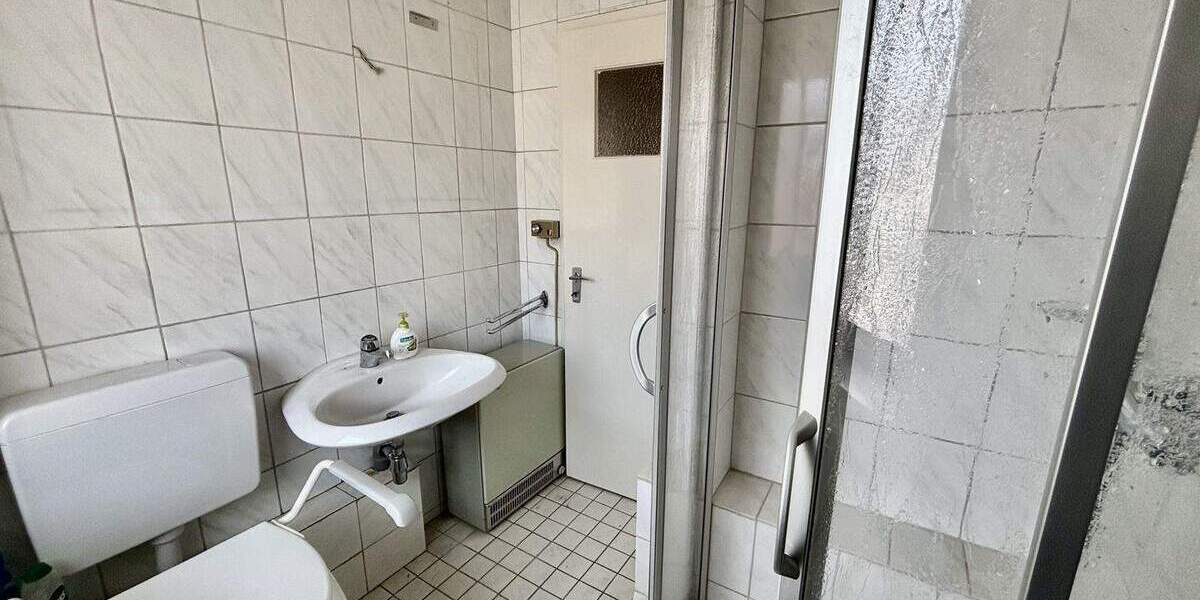 Reihenmittelhaus Lübeck Kücknitz - 4 Zimmer, 70 m&sup2;, 180.000&euro; | Angebot:25679922