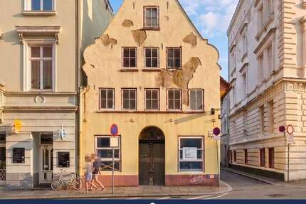 Haus Lübeck / Innenstadt Innenstadt - 8 Zimmer, 200 m&sup2;, 448.000&euro; | Angebot:26738216