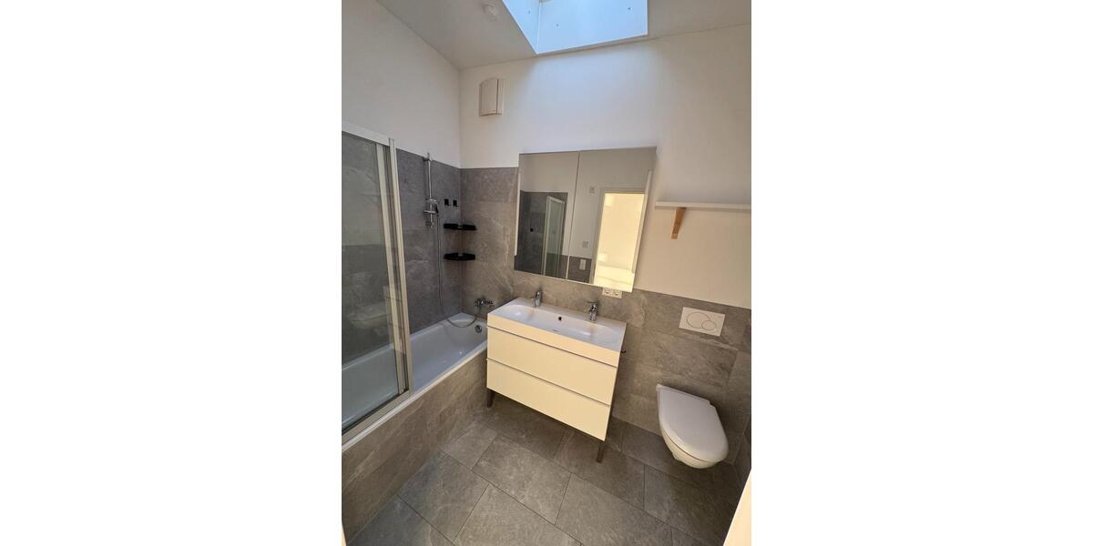 Reihenhaus Lübeck Sankt Jürgen - 2.5 Zimmer, 115 m&sup2;, 1.750&euro; | Angebot:27737917
