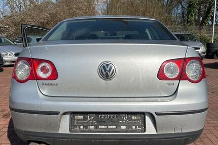 VW Passat 368.000 km 2.800 &euro; Lübeck 23560