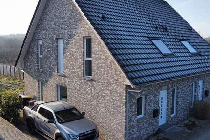 Haus Scharbeutz - 4 Zimmer, 113 m&sup2;, 1.900&euro; | Angebot:25779599