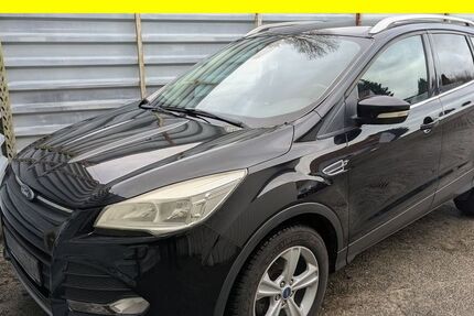 Ford Kuga 147.199 km 5.800 &euro; Lübeck 23556