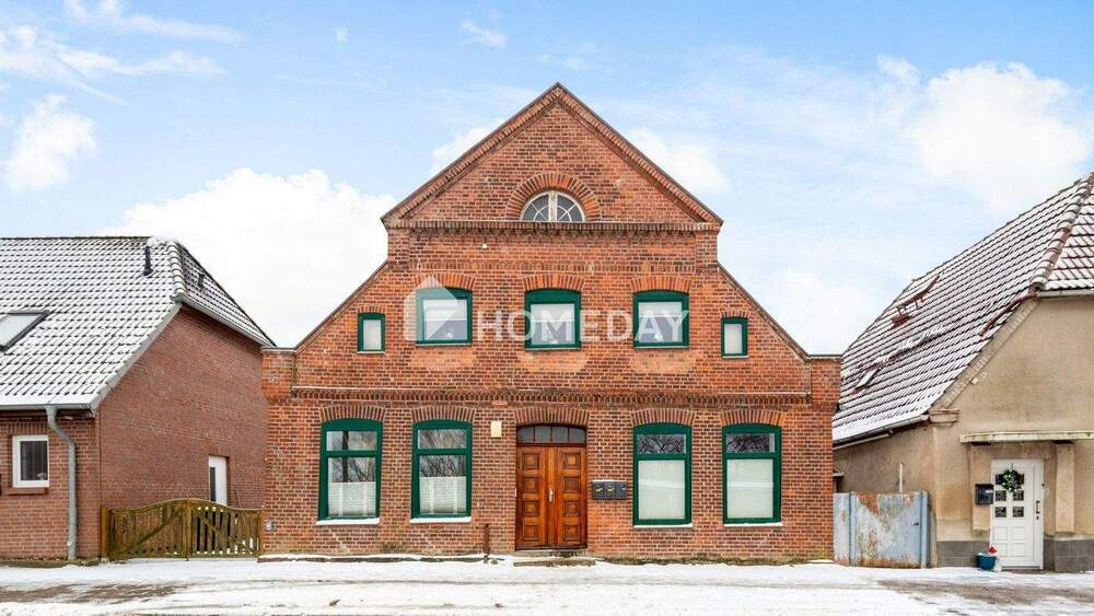 Mehrfamilienhaus, Wohnhaus Schönberg - 7 Zimmer, 146 m&sup2;, 288.000&euro; | Angebot:24991045