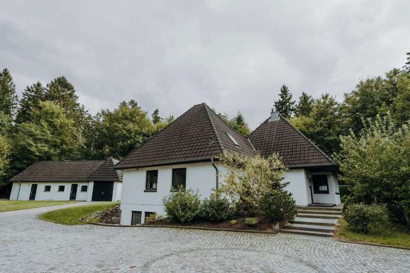 Haus zum Kaufen in Ratekau 898.000 € 210 m²