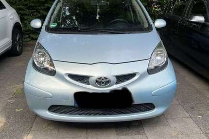 Toyota Aygo 102.000 km 2.200 &euro; Lübeck, Hansestadt 23558