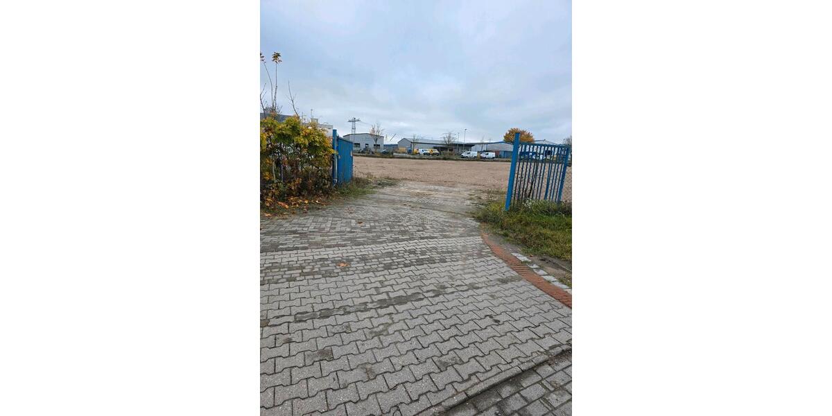 Außenlagerfläche 3.000m²-LKW-Zufahrt-1€m² zimmer