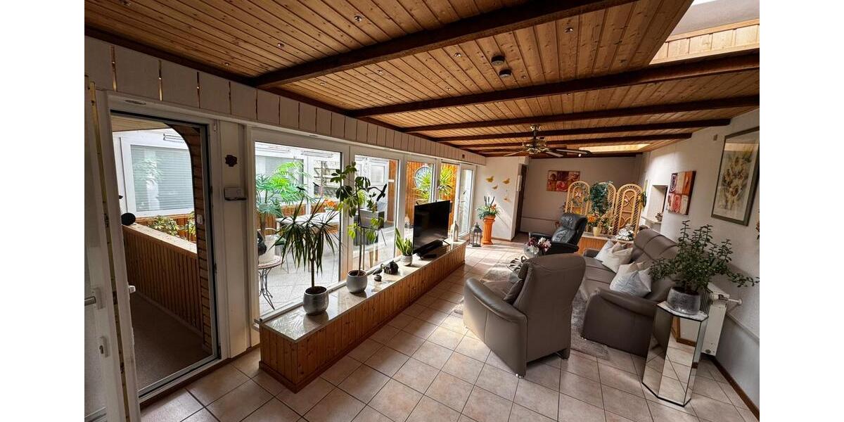 Bungalow Bad Segeberg - 3 Zimmer, 105 m&sup2;, 1.590&euro; | Angebot:26653854