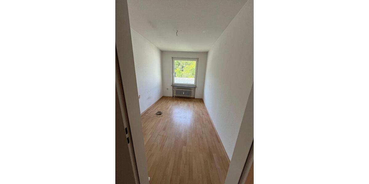 Etagenwohnung Lasbek - 4 Zimmer, 105 m&sup2;, 999&euro; | Angebot:24121630