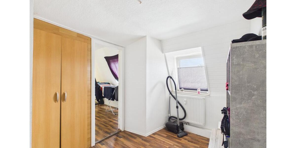 Dachgeschoßwohnung Lübeck Sankt Lorenz Nord - 1.5 Zimmer, 38 m&sup2;, 500&euro; | Angebot:26561855