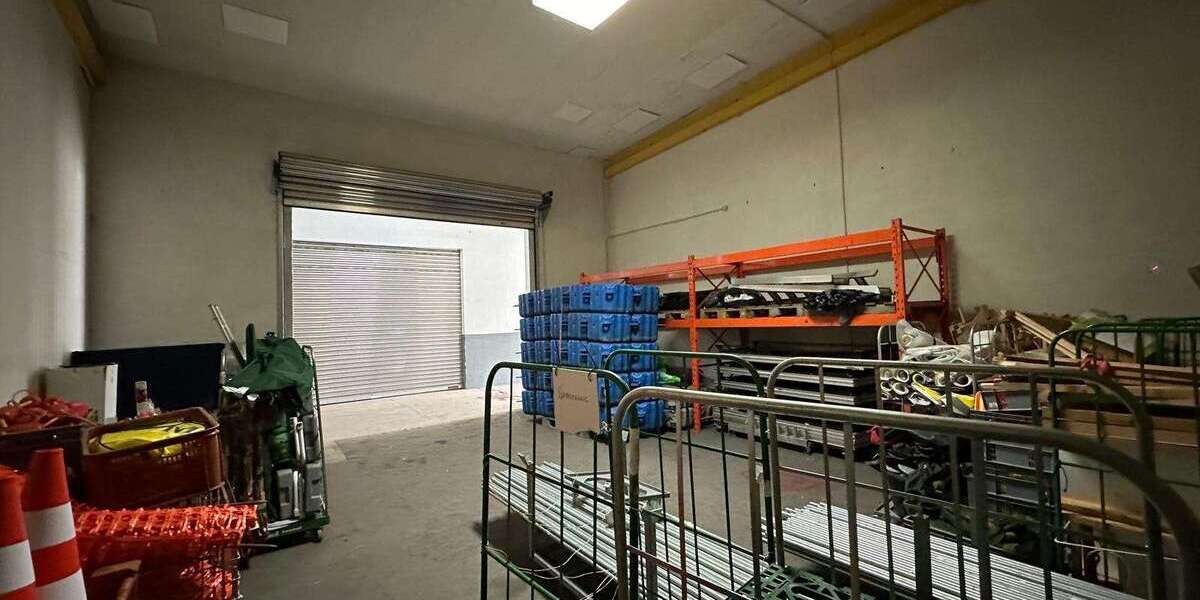 Halle in Lübeck 620 € 105 m² zimmer