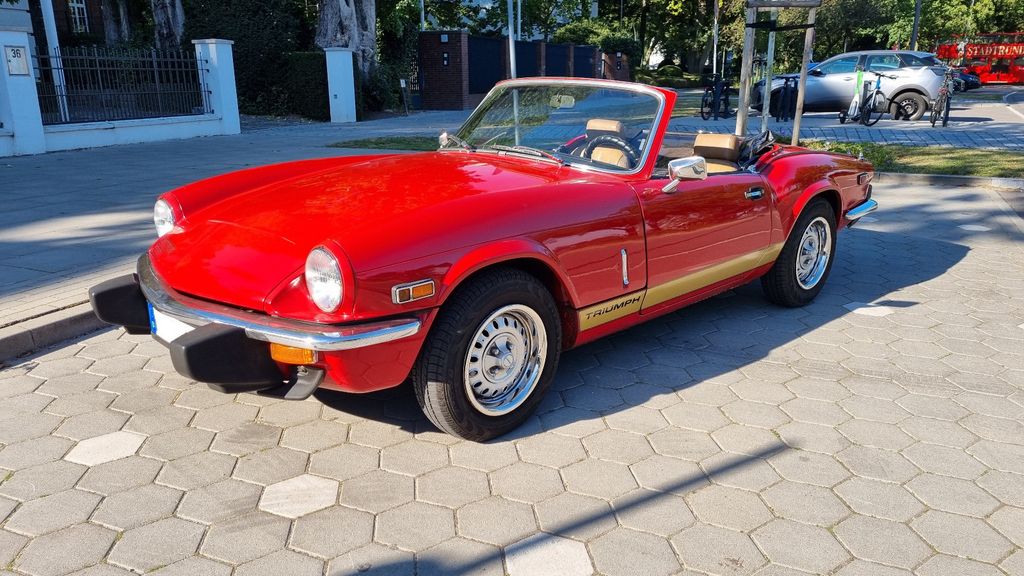 Triumph Spitfire 71.000 km 8.950 &euro; Lübeck 23569