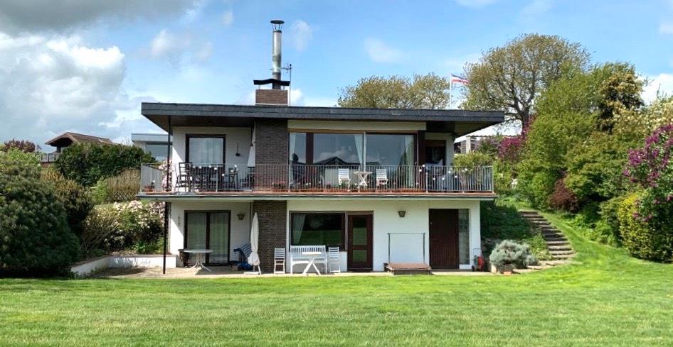 Bungalow Neustadt in Holstein - 4 Zimmer, 98 m&sup2;, 525.000&euro; | Angebot:27263372