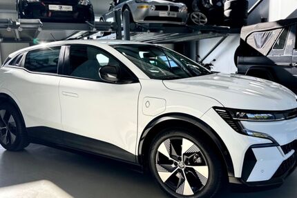 Renault Megane E-TECH 24.575 km 21.600 &euro; Lübeck-Stockelsdorf 23617