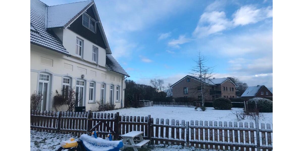 Etagenwohnung Stockelsdorf - 2 Zimmer, 80 m&sup2;, 800&euro; | Angebot:24768448