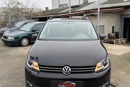 VW Touran 172.900 km 9.490 &euro; Lübeck 23554