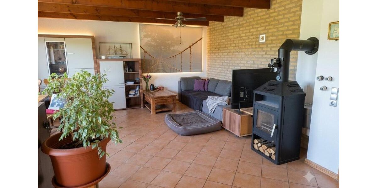 Einfamilienhaus Reinfeld (Holstein) - 7.5 Zimmer, 245 m&sup2;, 549.000&euro; | Angebot:26864435