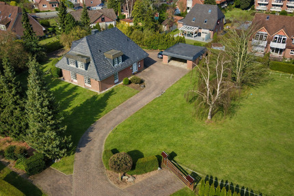 Haus Stockelsdorf - 4 Zimmer, 230 m&sup2;, 895.000&euro; | Angebot:25880613