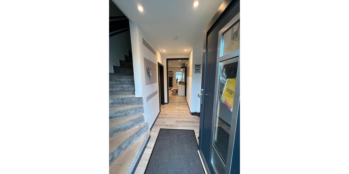 Doppelhaushälfte Lübeck Kücknitz - 4 Zimmer, 130 m&sup2;, 465.000&euro; | Angebot:26637336