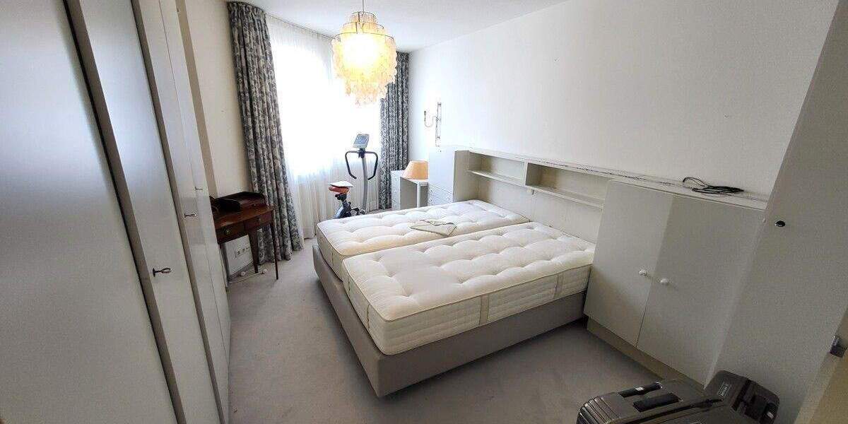 Etagenwohnung Bad Schwartau - 3 Zimmer, 109 m&sup2;, 1.630&euro; | Angebot:25601899