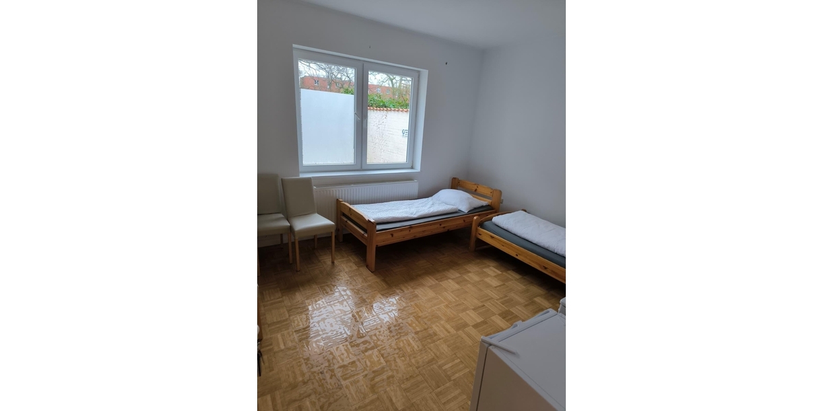 K357 Staffboarding – Monteurzimmervermietung, Vermittlung in Lübeck (Zweibettzimmer) - Zimmer Ratekau | Angebot:27225041