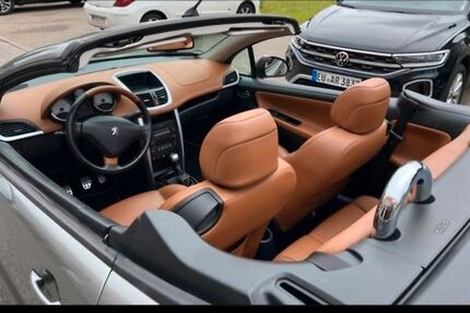 Peugeot 207 168.123 km 6.200 &euro; Lübeck 23554