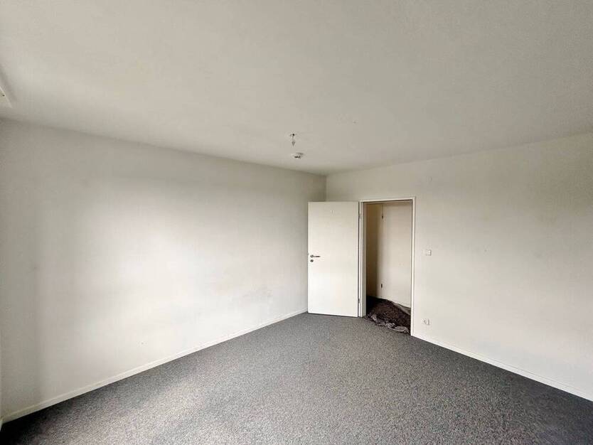 3-Zimmer Eigentumswohnung im 5.OG inkl. TG-Stellplatz in Lübeck St. Lorenz - Musikerviertel
