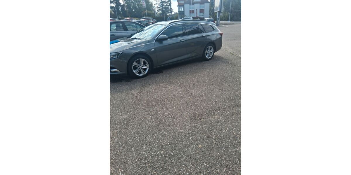 Opel Insignia 226.140 km 10.000 &euro; Lübeck 23562