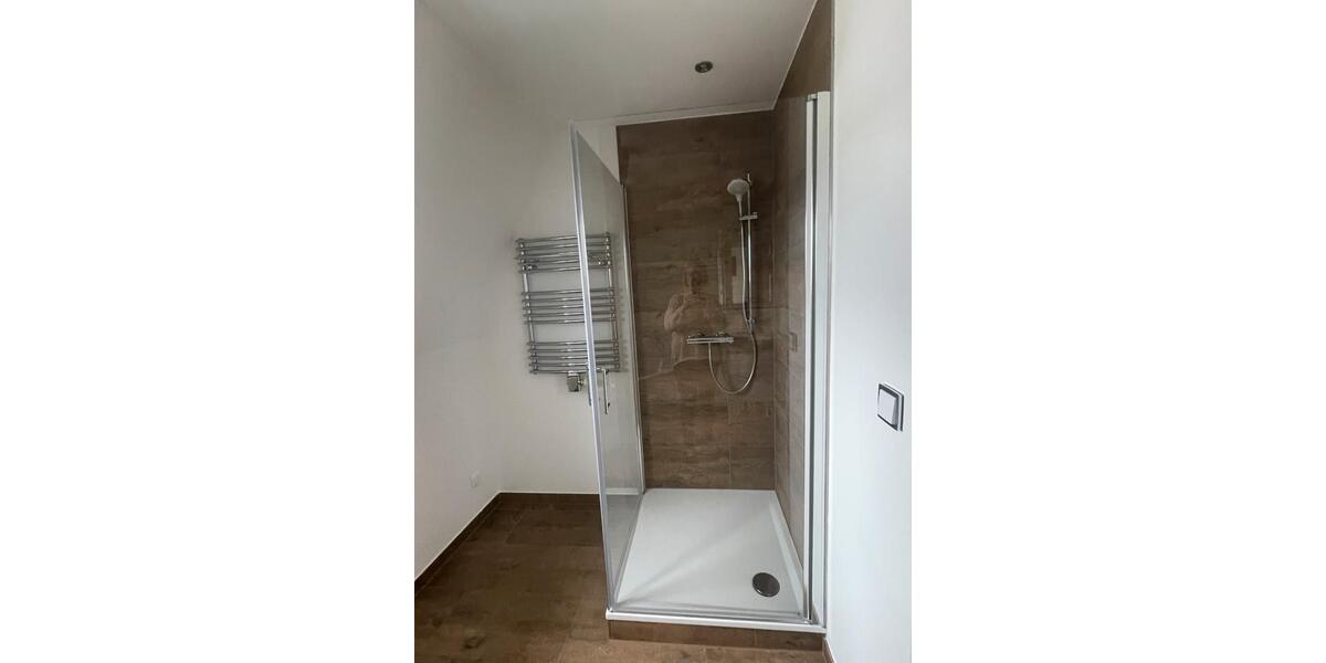 Dachgeschoßwohnung Lübeck Sankt Lorenz Nord - 1 Zimmer, 63 m&sup2;, 1.080&euro; | Angebot:26566630
