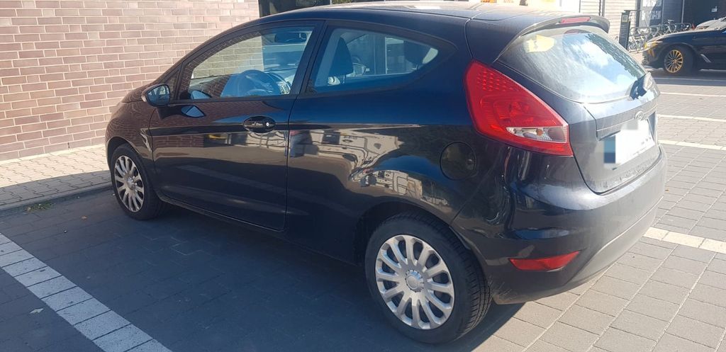 Ford Fiesta 165.000 km 2.500 € Dassow 23942