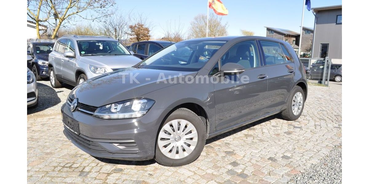 VW Golf 131.000 km 9.980 &euro; Ahrensbök 23623
