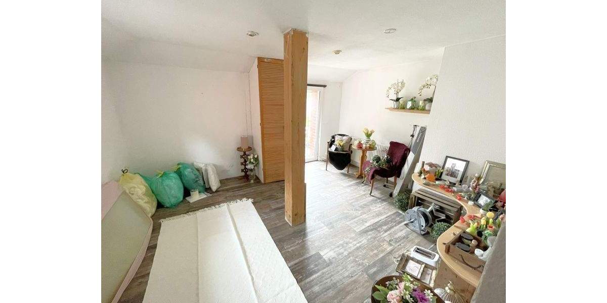 Doppelhaushälfte Rondeshagen Groß Weeden - 3 Zimmer, 115 m&sup2;, 220.000&euro; | Angebot:25745223