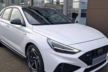 Hyundai i30 4.450 km 25.280 &euro; Lübeck 23562