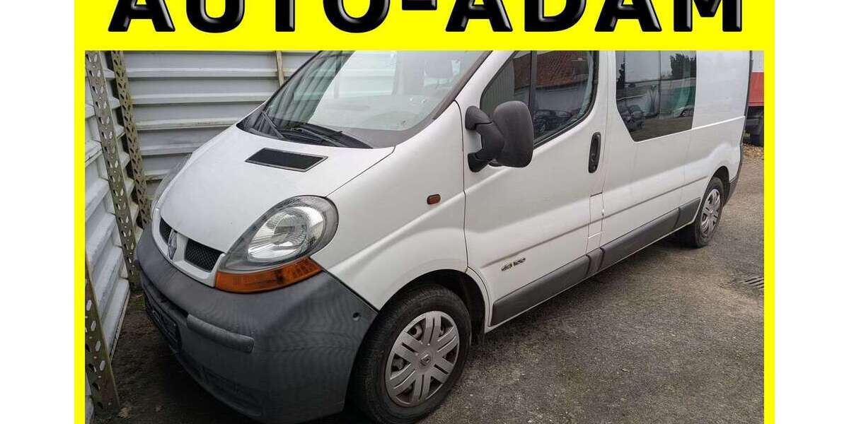 Renault Trafic 215.049 km 3.100 &euro; Lübeck 23556