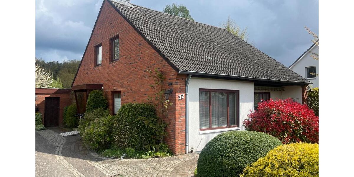 Einfamilienhaus Bad Schwartau - 6 Zimmer, 140 m&sup2;, 495.000&euro; | Angebot:23778968