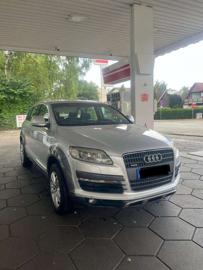 Audi Q7 265.258 km 5.300 € Lübeck 23560