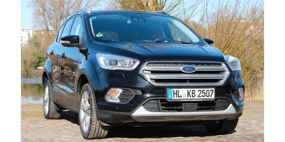Ford Kuga 123.747 km 14.500 &euro; Lübeck 23560