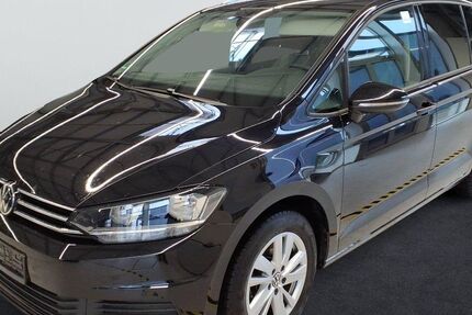 VW Touran 28.050 km 33.780 € Lübeck 23560