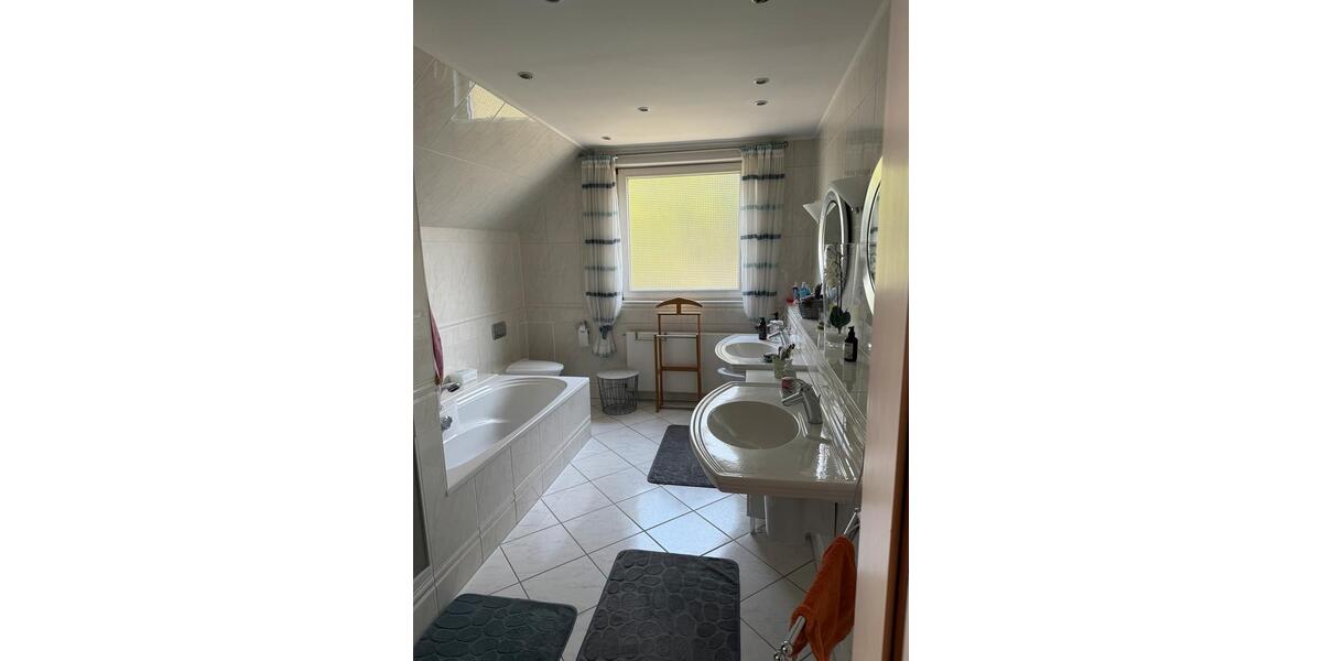 Einfamilienhaus Stockelsdorf - 6.5 Zimmer, 185 m&sup2;, 699.000&euro; | Angebot:27131747