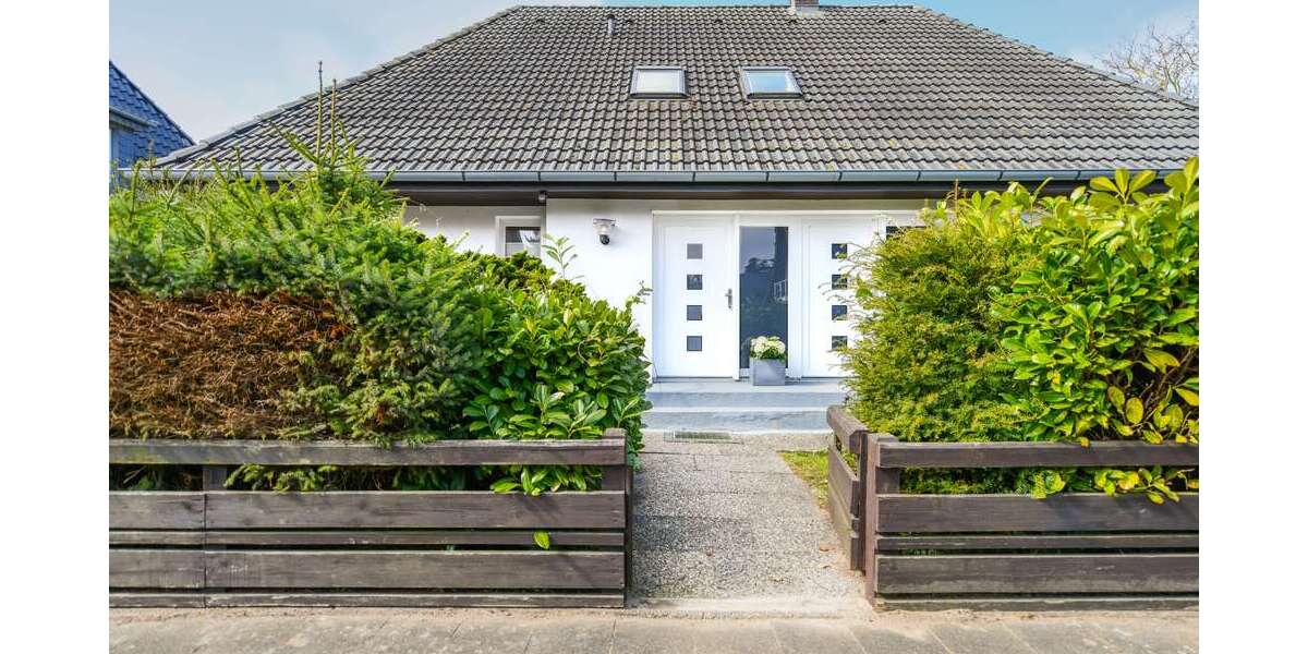 Haus zum Kaufen in Timmendorfer Strand 1.100.000 € 209 m² 6 zimmer