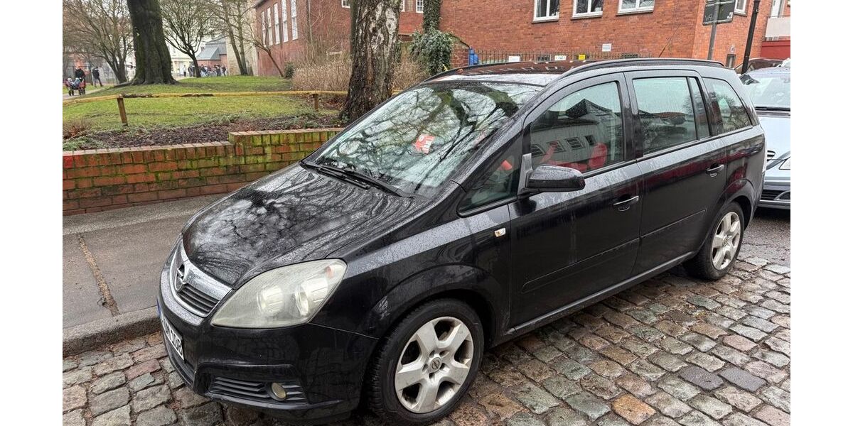 Opel Zafira 245.000 km 2.690 &euro; Lübeck 23552
