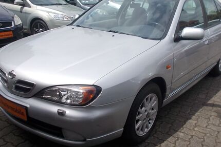 Nissan Primera 176.000 km 999 &euro; Lübeck 23556