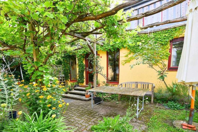 HL-Eicholz. Charmantes EFH auf Erbpacht zwischen Waldorfschule und Badestelle Kleiner See. Provisionsfrei