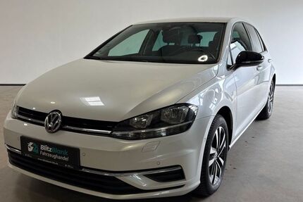VW Golf 91.568 km 17.490 € Ahrensbök 23623