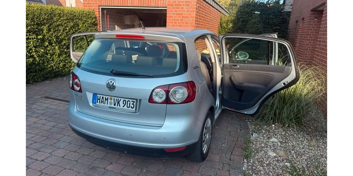 VW Golf 112.000 km 6.300 &euro; Lübeck (St. Gertrud) 23566