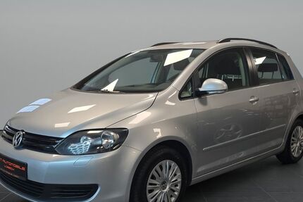 VW Golf 132.500 km 7.190 &euro; Lübeck 23568