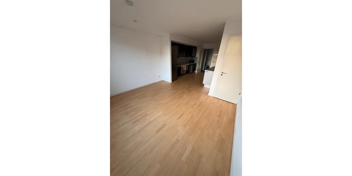 Reihenhaus Lübeck Sankt Jürgen - 2.5 Zimmer, 115 m&sup2;, 1.750&euro; | Angebot:27737917